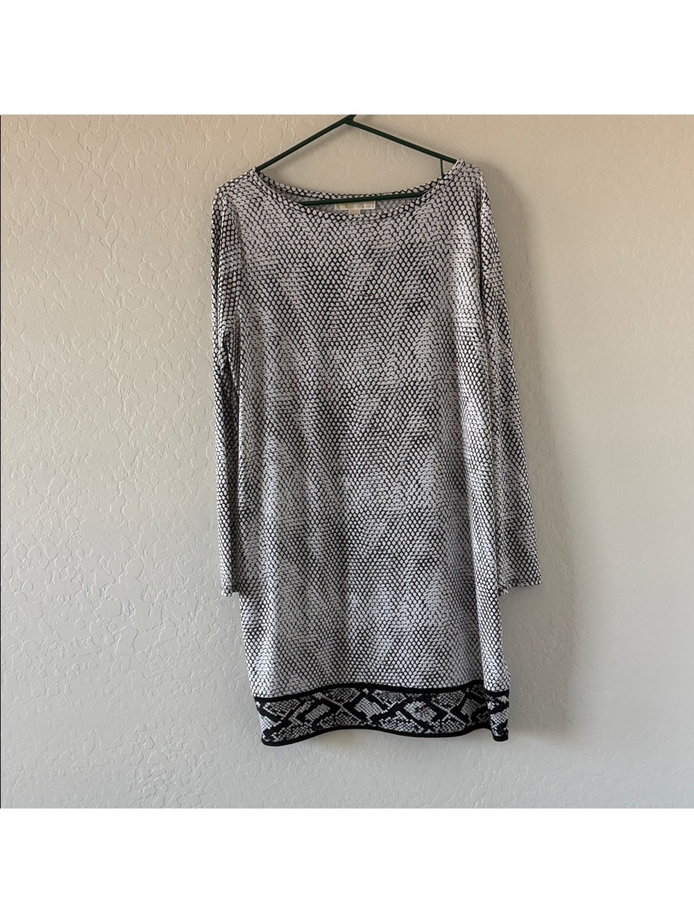 Michael Kors Black and White Patterned Long Sleeve Dress